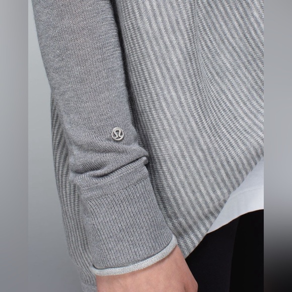 Lululemon Iconic Sweater Wrap Heathered Medium & Light Grey Size Small / Medium - Picture 6 of 11